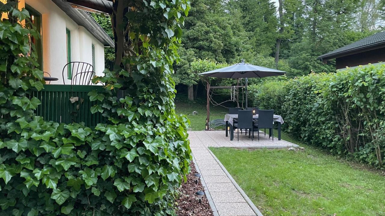 Vila Mika'S Garden Bled Exteriér fotografie